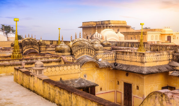 nahargarh fort